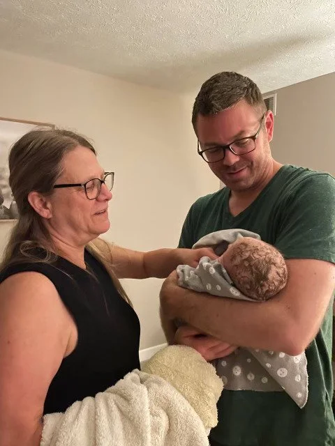 A newborn's first hours at home